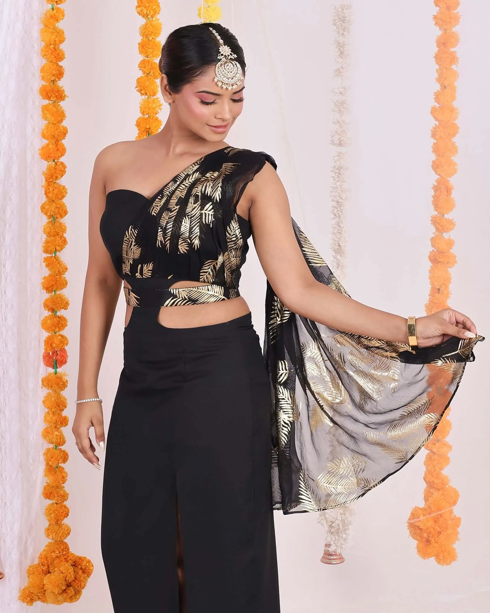 Black One-Shoulder Fusion Set