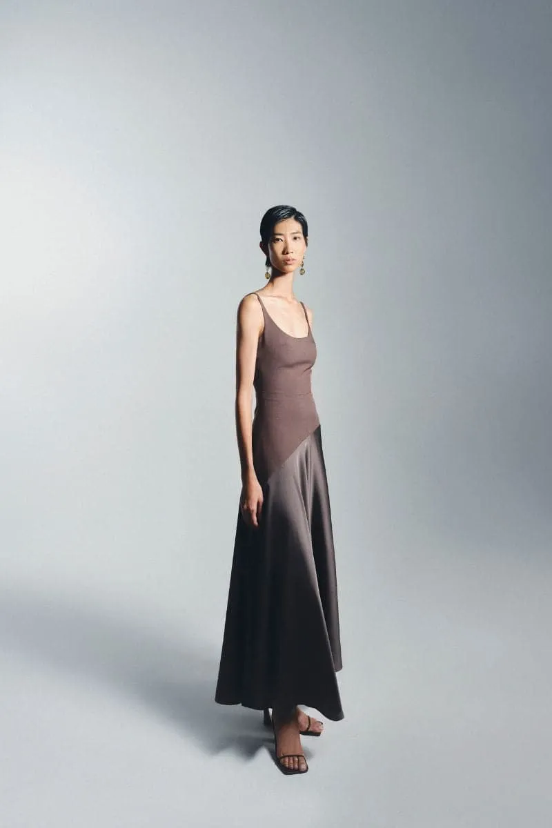 BROWN SLIT CURVE MIDI DRESS