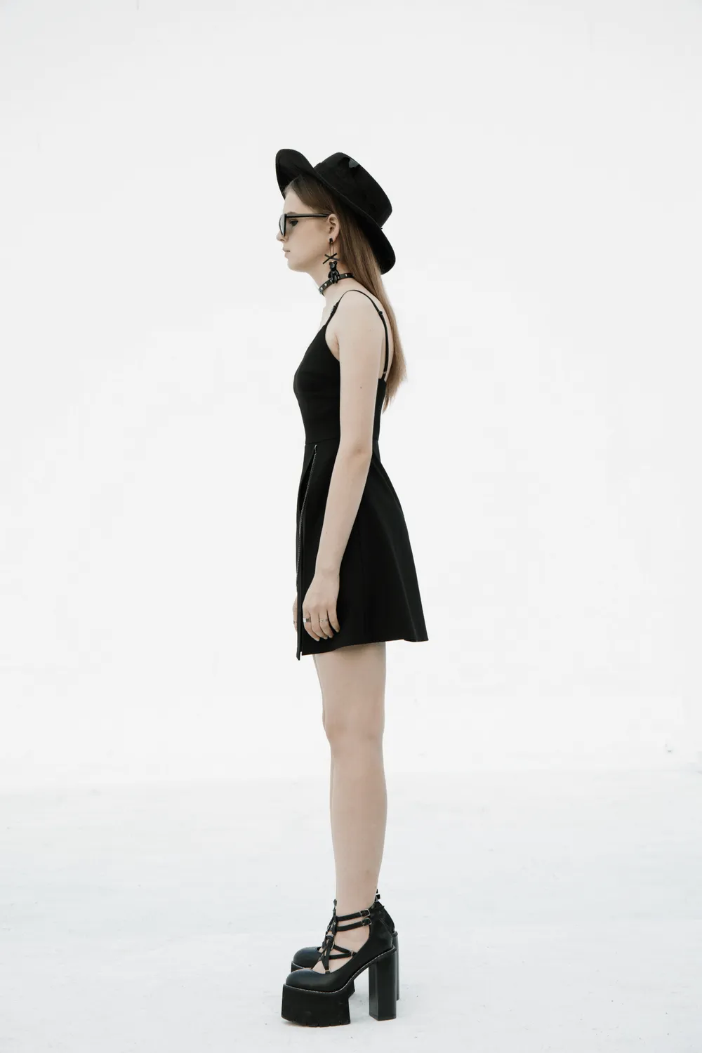 Chic V-Neck Dress with Detachable Chain Accent