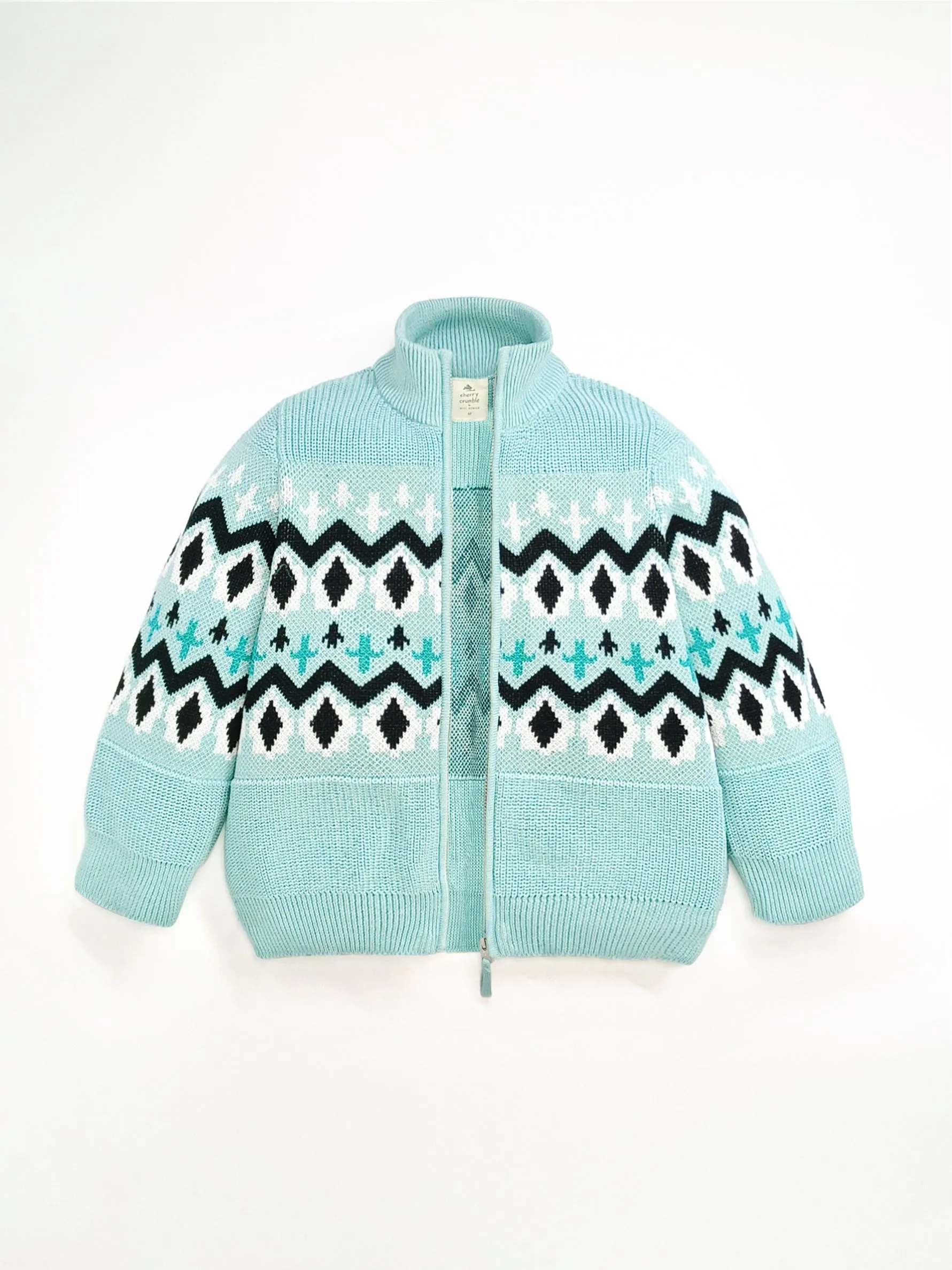 Curving Sweater