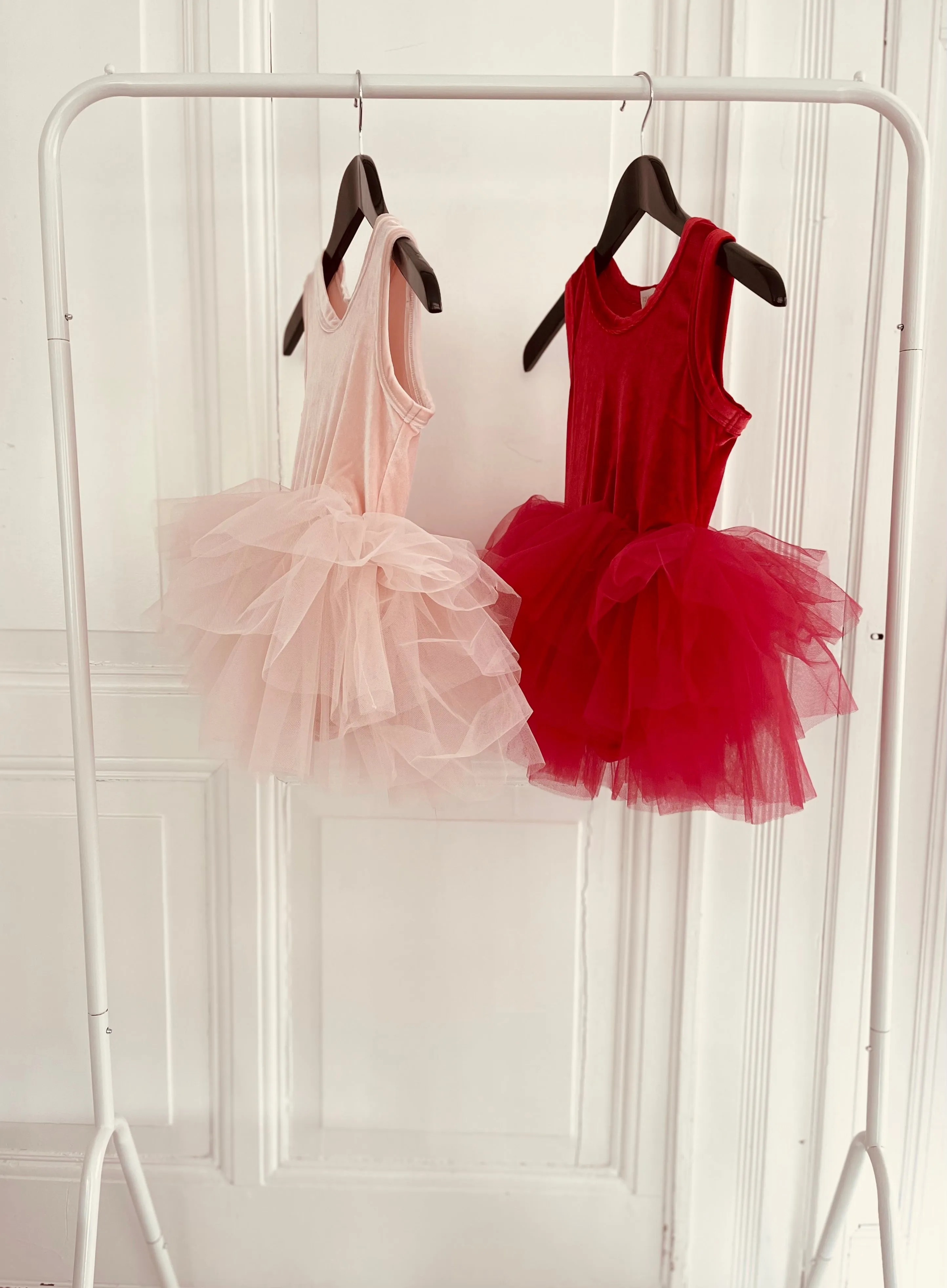 DOLLY TIMELESS VELVET TUTU DRESS red