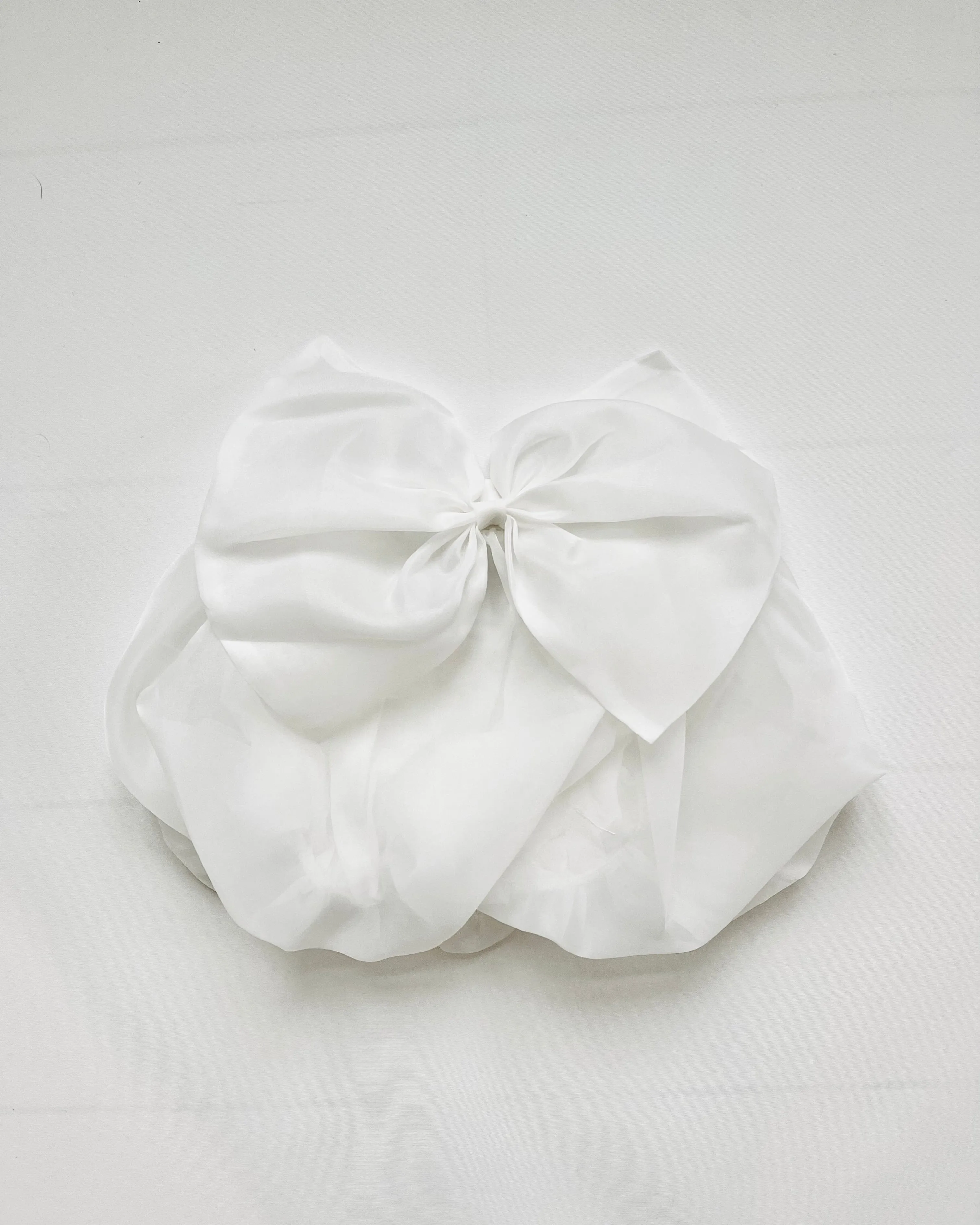DOLLY WORLD BIG BOW PUFF BALLOON ORGANZA SKIRT white