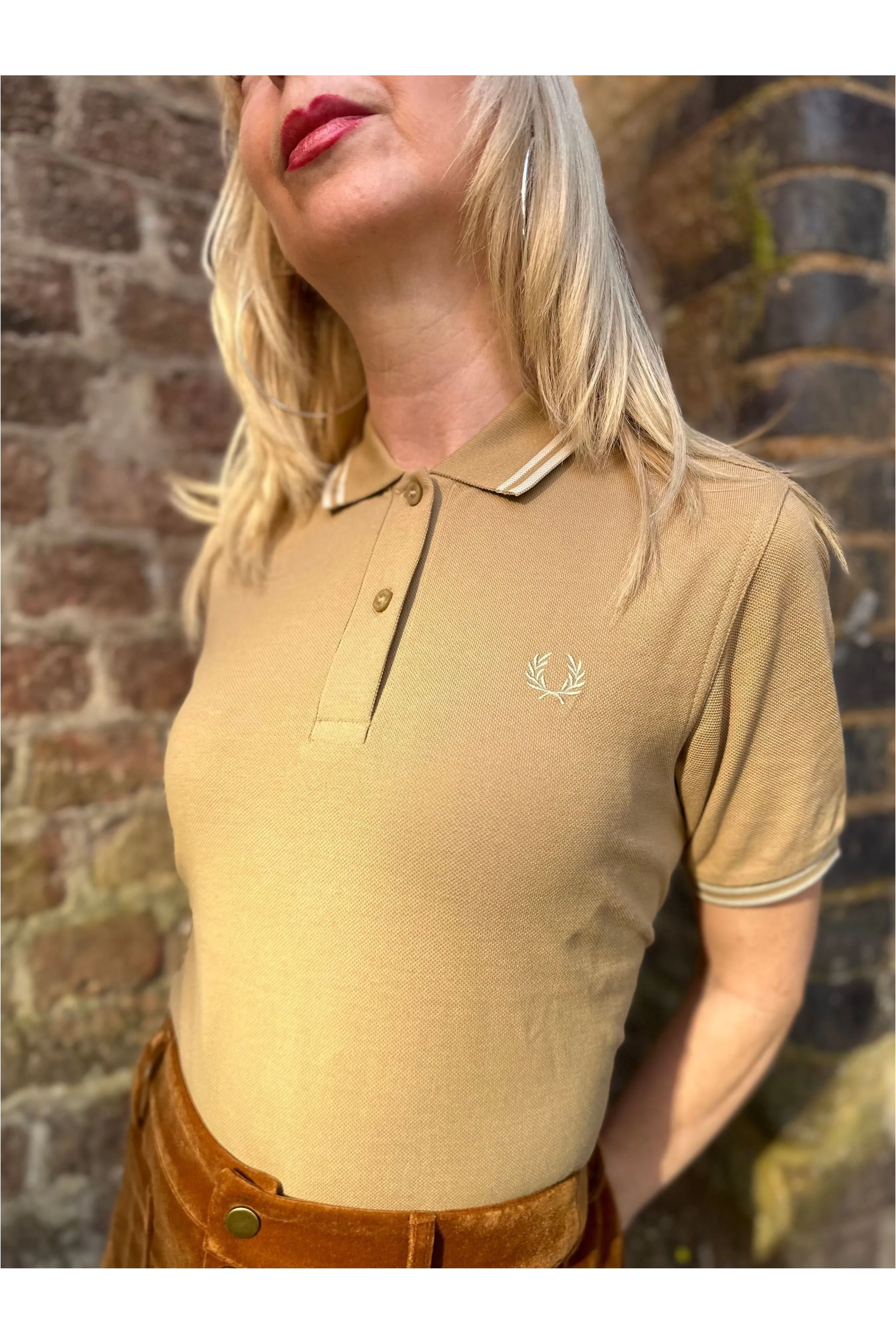 Fred Perry - Women’s G3600 Twin Tipped Warm Stone/ Oatmeal  - Polo