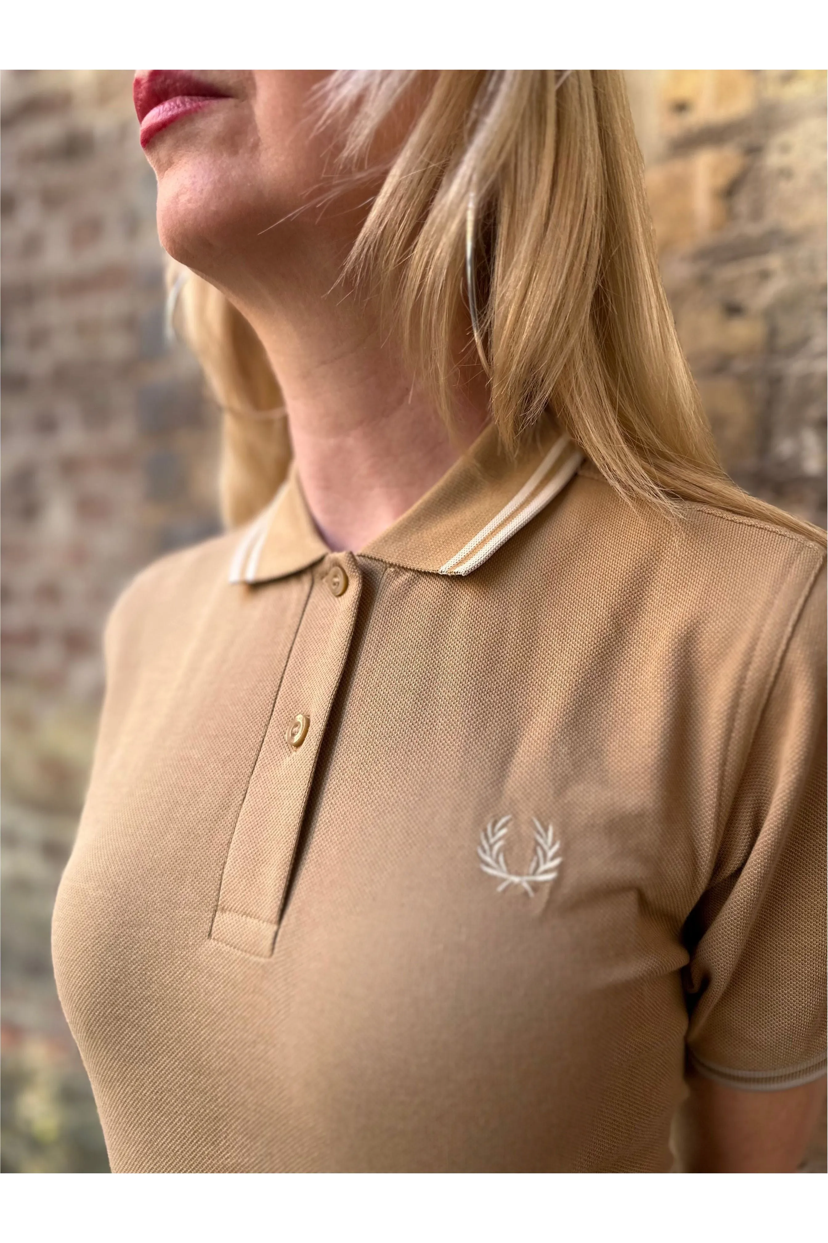 Fred Perry - Women’s G3600 Twin Tipped Warm Stone/ Oatmeal  - Polo