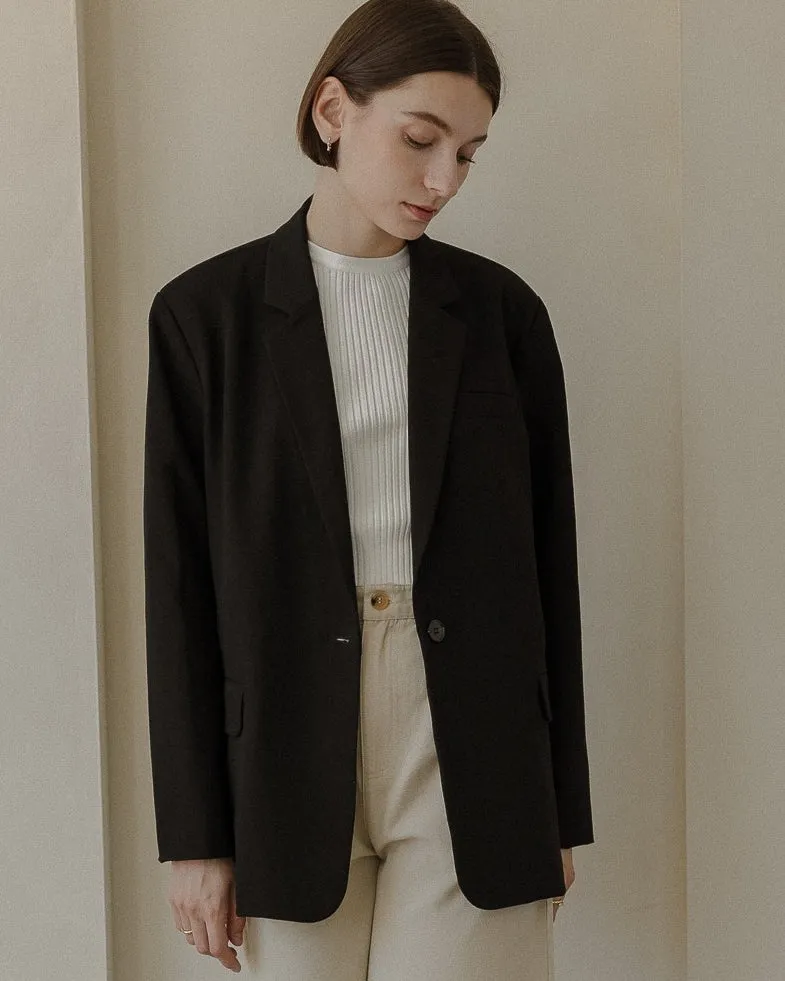 Kinsley Blazer in Black