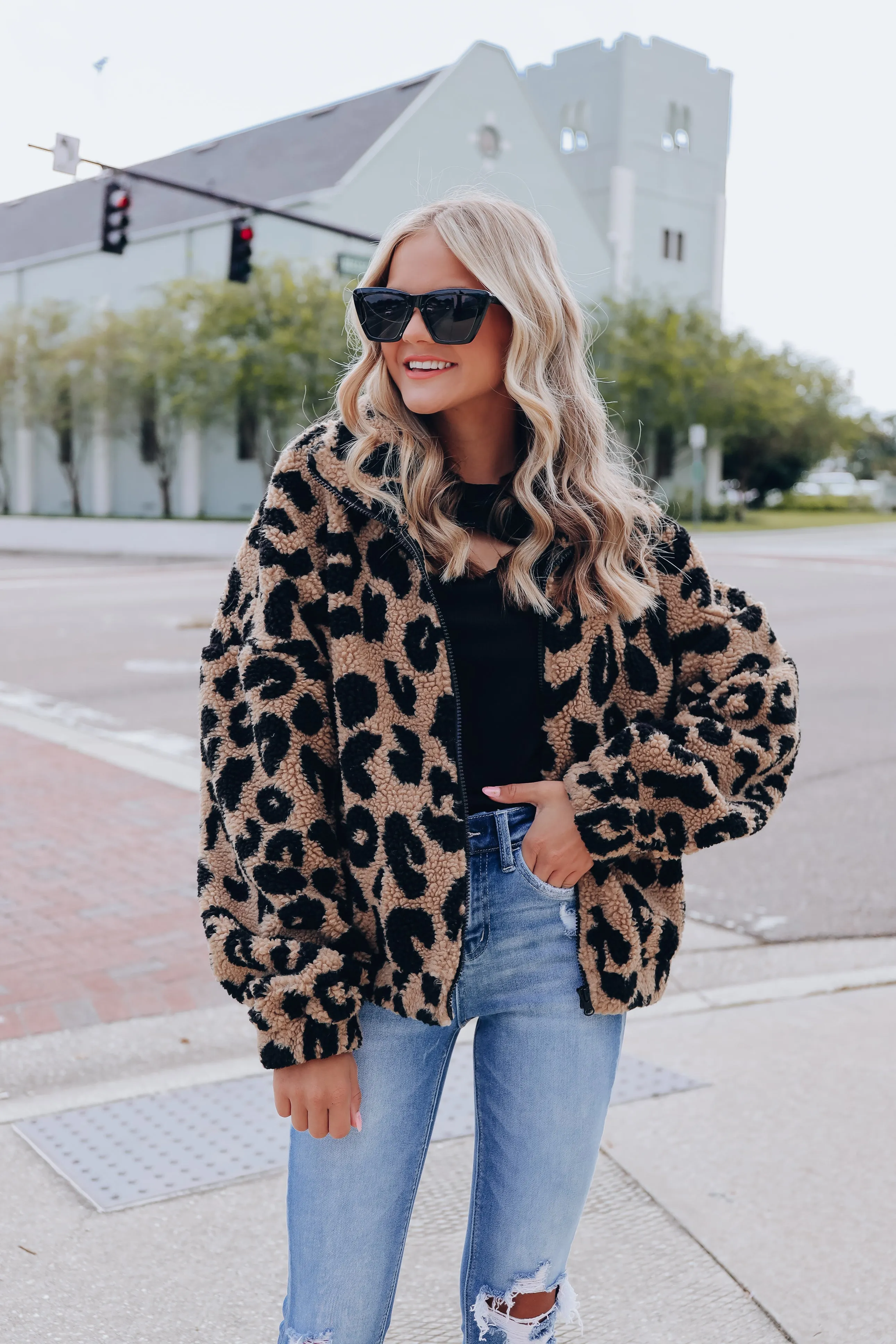 Leopard Print Sherpa Jacket - Mocha