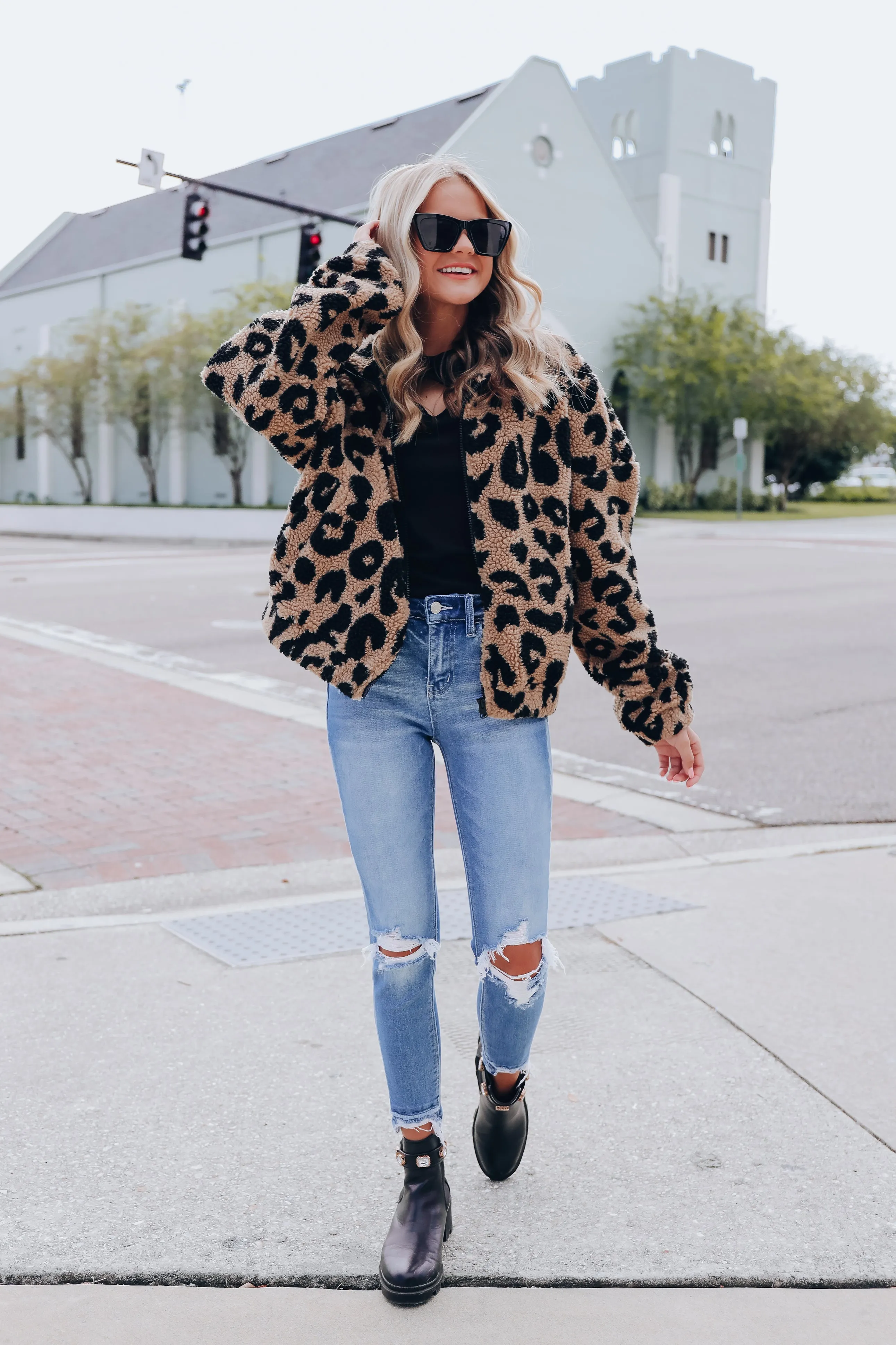 Leopard Print Sherpa Jacket - Mocha