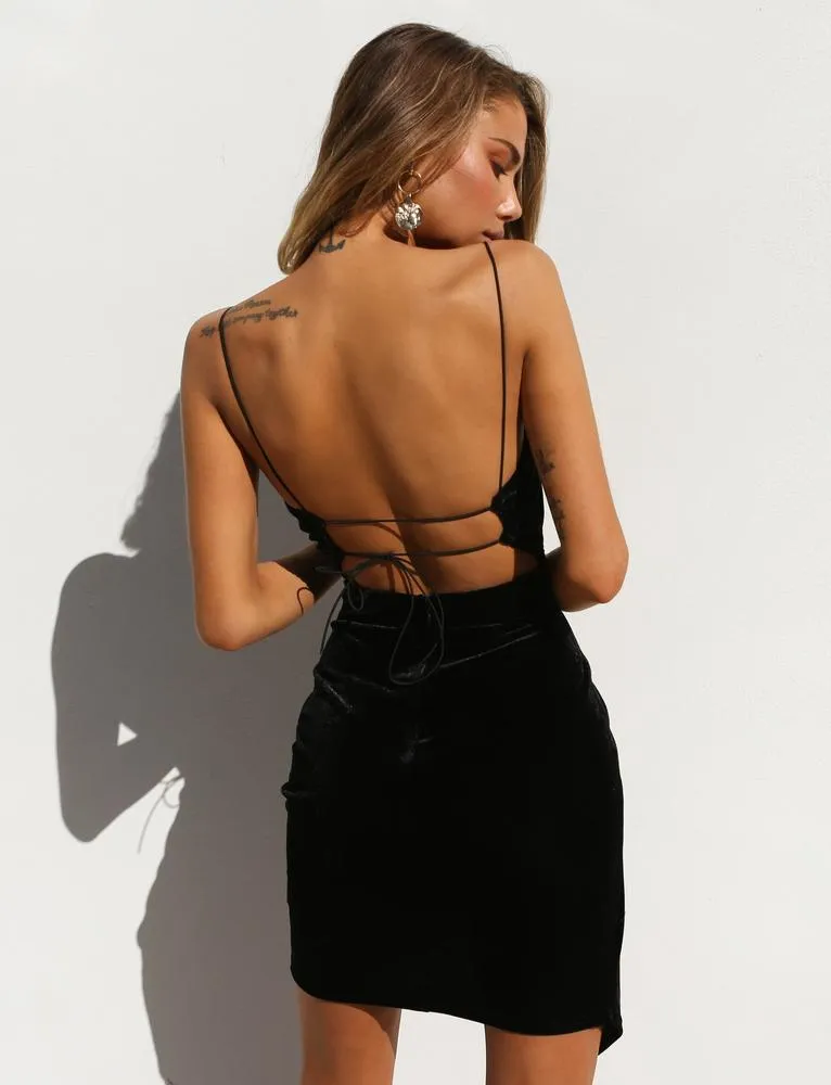 Lexi Velvet Dress - Black