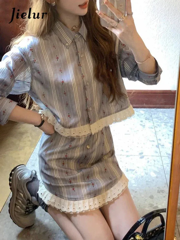 Metaversmall Striped Floral Polo Lace Sweet Women's Shirts Two Piece Set High Street Spell Color Fashion Female Shirt Single Breasted