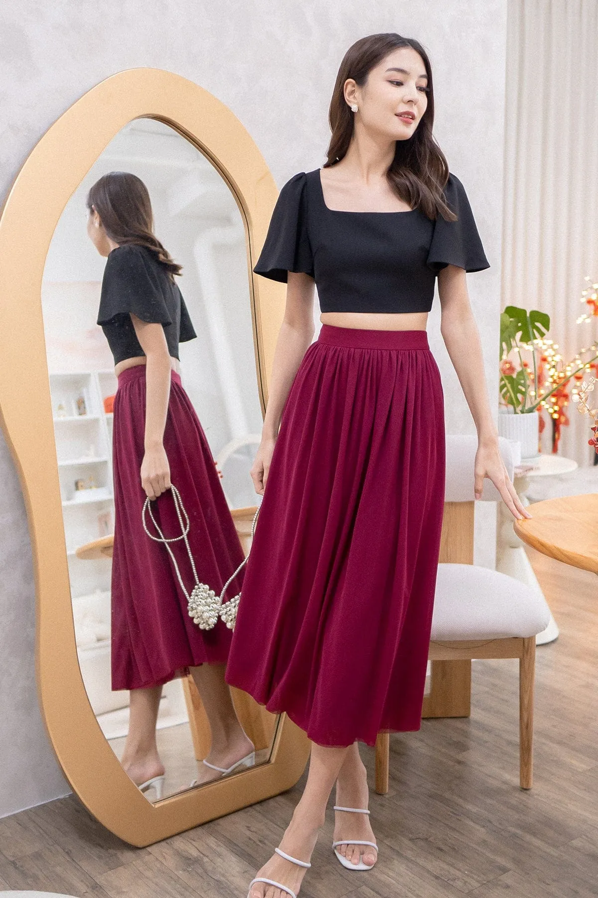 REAGAN MESH MIDAXI SKIRT IN WINE